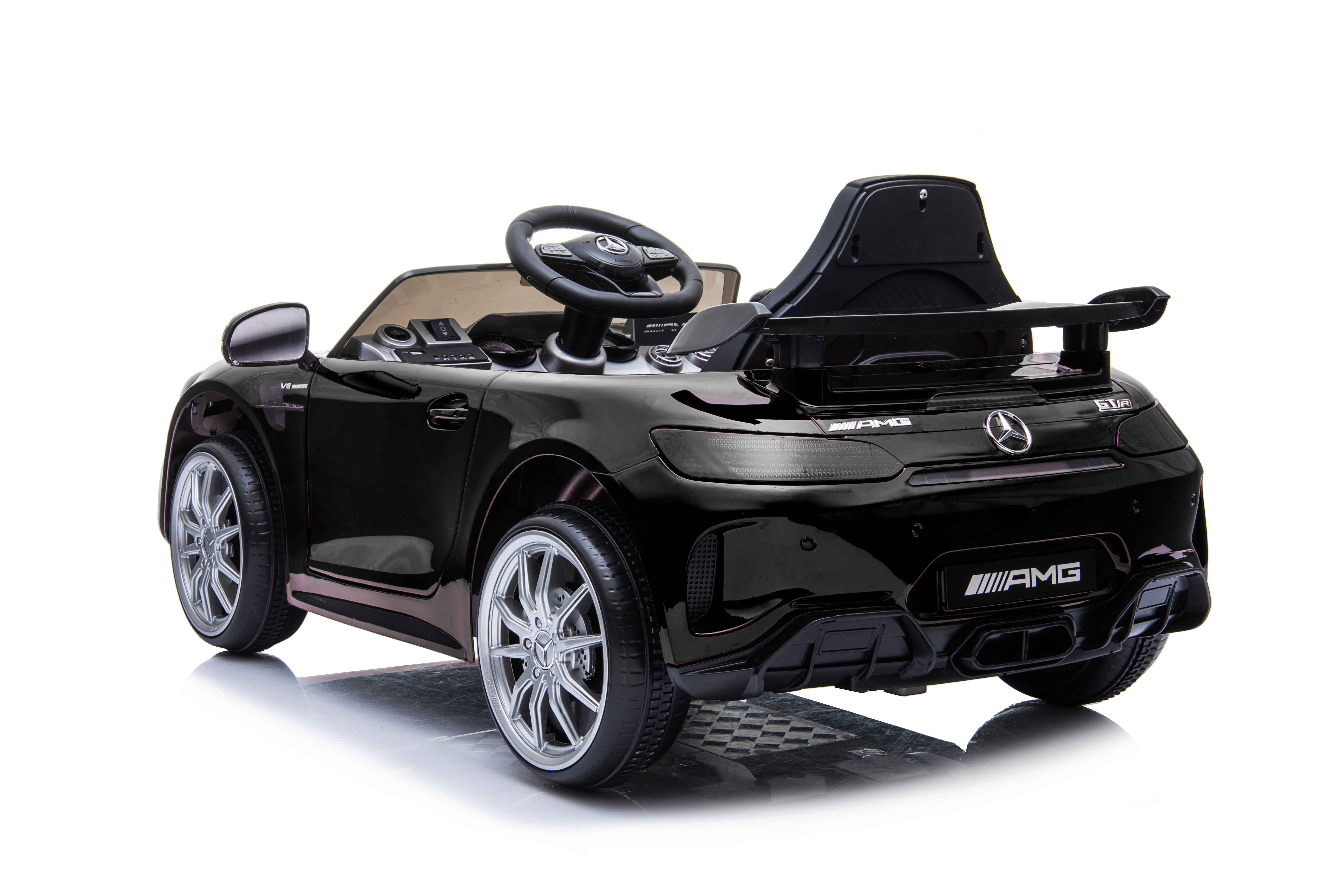 Mercedes_Benz_GTR_cierne (2)